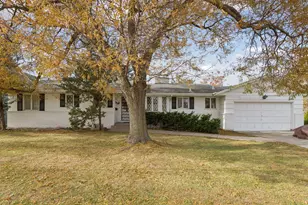 5536 St Johns Ave, Edina, MN 55424 - Photo 25