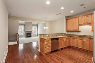 4902 Steeplechase Ct, Eagan, MN 55122 - Photo 5