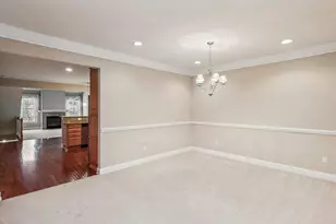 4902 Steeplechase Ct, Eagan, MN 55122 - Photo 9