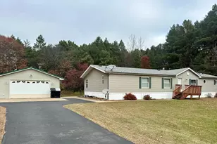 5732 25th St, Princeton, MN 55371 - Photo 1