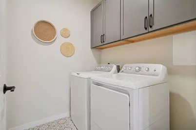 1948 W Wayzata Boulevard #105, Long Lake, MN 55356 - Photo 27