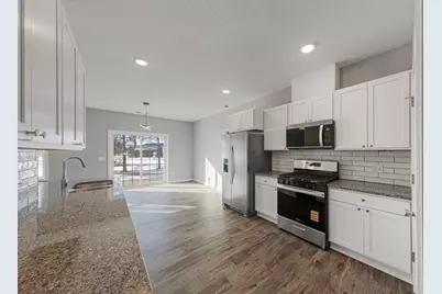 2702 Park Avenue NW, Faribault, MN 55021 - Photo 7