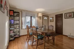 711 E Blue Earth St, Lake Crystal, MN 56055 - Photo 3