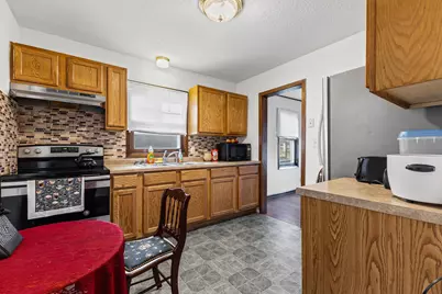 917 Jessie Street, Saint Paul, MN 55130 - Photo 7