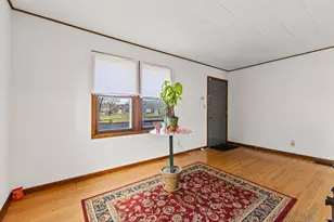 917 Jessie St, Saint Paul, MN 55130 - Photo 5