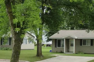 311 5th St S, Grove City, MN 56243 - Photo 1