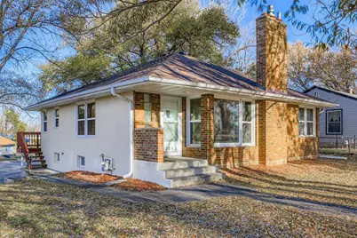 2293 7th Avenue E, North Saint Paul, MN 55109 - Photo 3