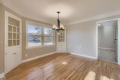 2293 7th Avenue E, North Saint Paul, MN 55109 - Photo 11