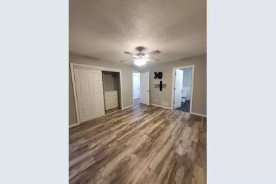 9007 Hampshire Avenue N, Brooklyn Park, MN 55445 - Photo 11