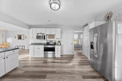 342 County Road T, Baldwin, WI 54002 - Photo 7