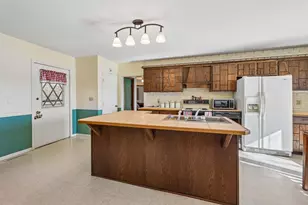 540 W Elm St, Amery, WI 54001 - Photo 7