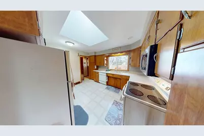 504 19th Avenue SW, Willmar, MN 56201 - Photo 7