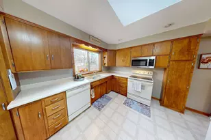 504 19th Ave SW, Willmar, MN 56201 - Photo 9