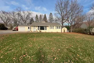 504 19th Ave SW, Willmar, MN 56201 - Photo 3