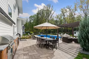 5195 Ranchview Ln N, Plymouth, MN 55446 - Photo 53