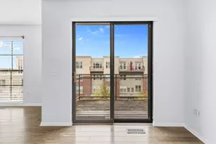 2566 Ellis Ave, Saint Paul, MN 55114 - Photo 11