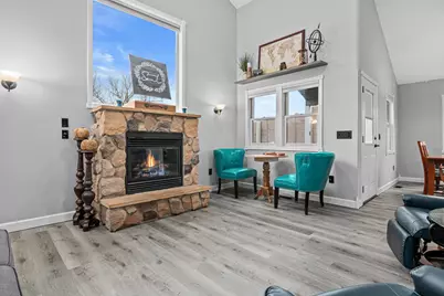 514 Cleveland Avenue SW, New Brighton, MN 55112 - Photo 5