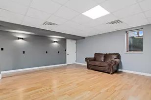 514 Cleveland Ave SW, New Brighton, MN 55112 - Photo 15