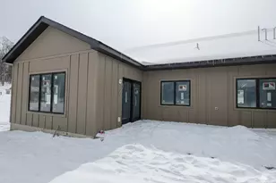 1065 Legend Ln, River Falls, WI 54022 - Photo 3