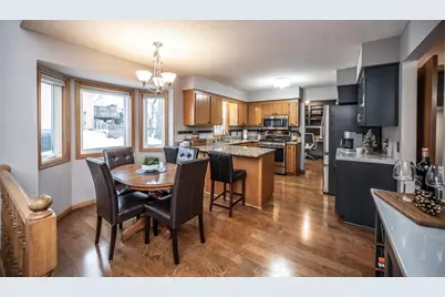 17379 Hayes Avenue, Lakeville, MN 55044 - Photo 5