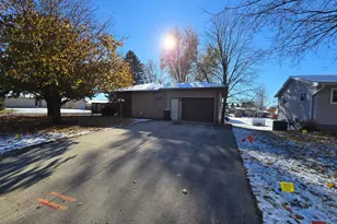 110 Dorothy St, Fairmont, MN 56031 - Photo 1