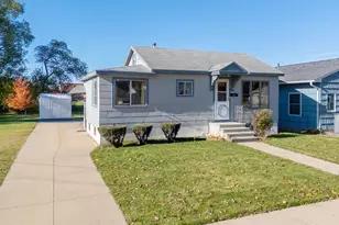 657 Sioux St, Winona, MN 55987 - Photo 1