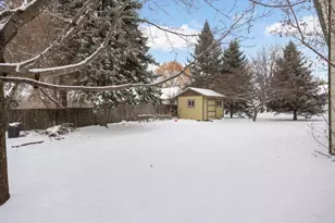 715 Liberty Heights Dr, Chaska, MN 55318 - Photo 25