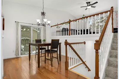 715 Liberty Heights Drive, Chaska, MN 55318 - Photo 3