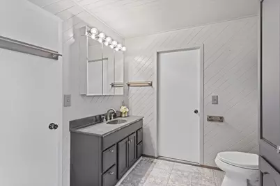 2184 Floral Drive, White Bear Lake, MN 55110 - Photo 9