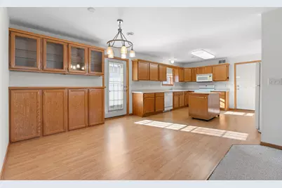 241 6th Street SW, Pine Island, MN 55963 - Photo 11