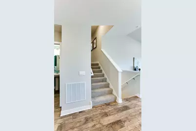 8815 Jorgensen Avenue S, Cottage Grove, MN 55016 - Photo 17