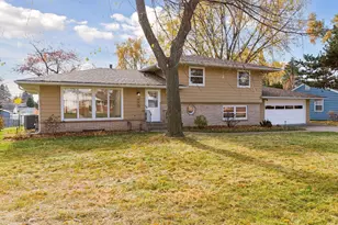 958 Woodlynn Ave, Roseville, MN 55113 - Photo 15