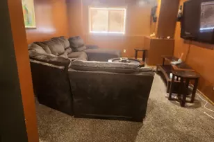 883 3rd St E, Saint Paul, MN 55106 - Photo 7