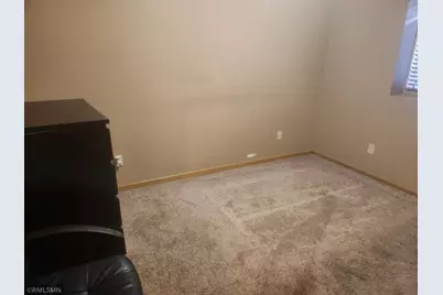 883 3rd Street E, Saint Paul, MN 55106 - Photo 3