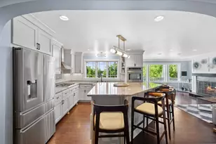 17209 Grays Bay Blvd, Wayzata, MN 55391 - Photo 11