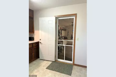 1500 N Prairie Avenue, Fairmont, MN 56031 - Photo 9