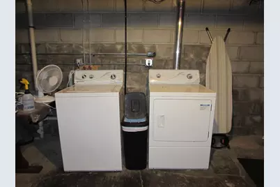 302 Victoria Street, Fairmont, MN 56031 - Photo 17