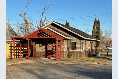 612 5th Street NW, Bemidji, MN 56601 - Photo 1