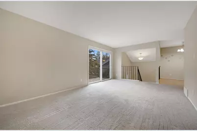 361 Elan Court, Woodbury, MN 55125 - Photo 5