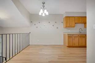 361 Elan Ct, Woodbury, MN 55125 - Photo 11