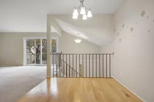 361 Elan Ct, Woodbury, MN 55125 - Photo 19