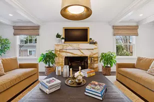 2125 Kenwood Pkwy, Minneapolis, MN 55405 - Photo 5