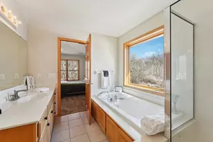 7483 Moccasin Trail, Chanhassen, MN 55317 - Photo 21