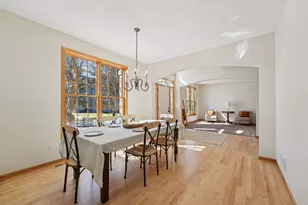 7483 Moccasin Trail, Chanhassen, MN 55317 - Photo 11