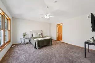 7483 Moccasin Trail, Chanhassen, MN 55317 - Photo 17