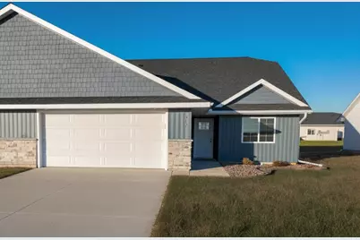 617 Field Point Street, Roberts, WI 54023 - Photo 1