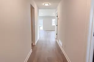 617 Field Point St, Roberts, WI 54023 - Photo 7