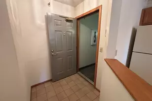 7614 York Ave S, Edina, MN 55435 - Photo 3