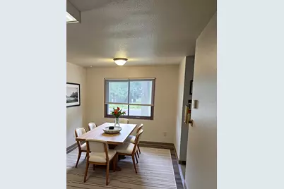 524 N Grant Street #11, Blue Earth, MN 56013 - Photo 5