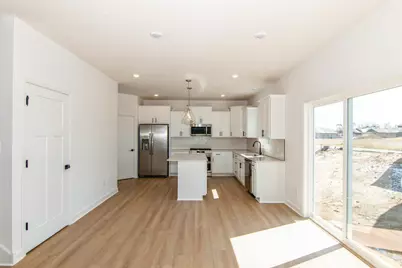 914 Milborne Lane NW, Rochester, MN 55901 - Photo 7